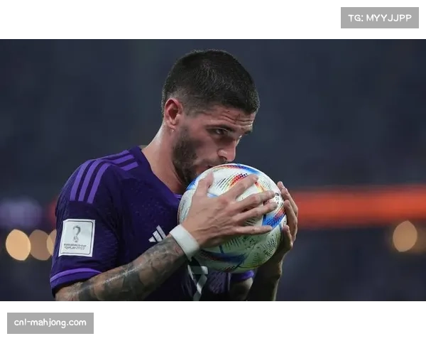 关键对位：罗德里与德保罗的中场绞杀将决定比赛走势